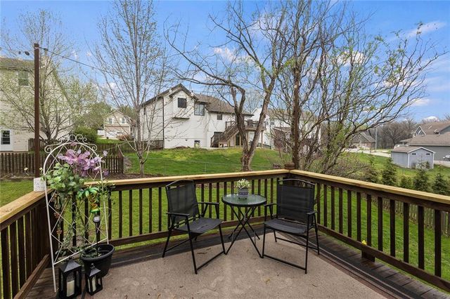 1550 Dover Court, Liberty, MO 64068