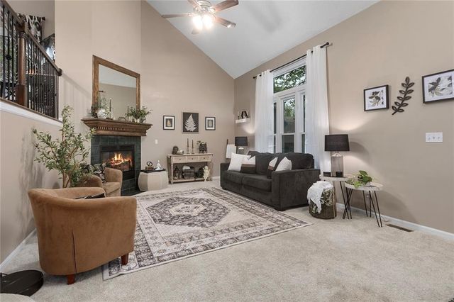 1550 Dover Court, Liberty, MO 64068