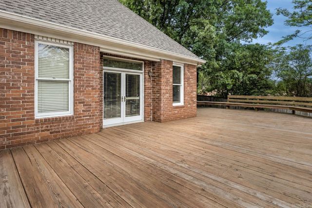 69 Valley Estates Cove, Little Rock, AR 72212