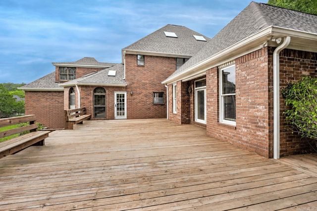 69 Valley Estates Cove, Little Rock, AR 72212