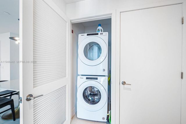 159 NE 6th St 5101, Miami, FL 33132