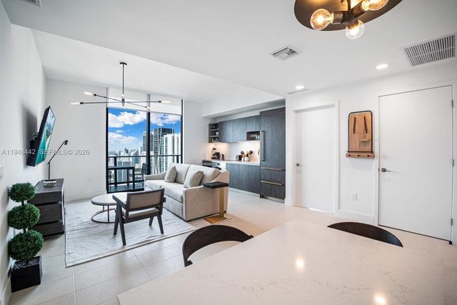 159 NE 6th St 5101, Miami, FL 33132