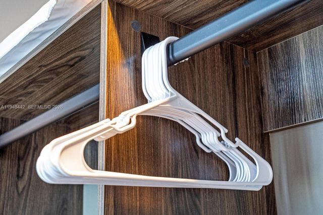 159 NE 6th St 5101, Miami, FL 33132