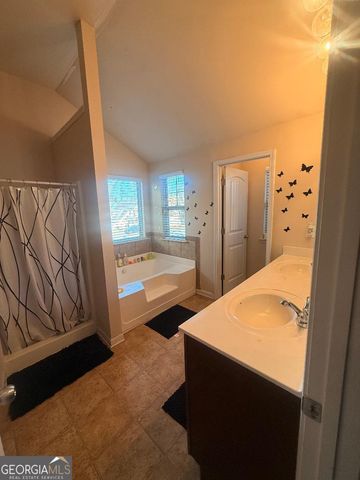 2193 Capella Circle SW, Atlanta, GA 30331