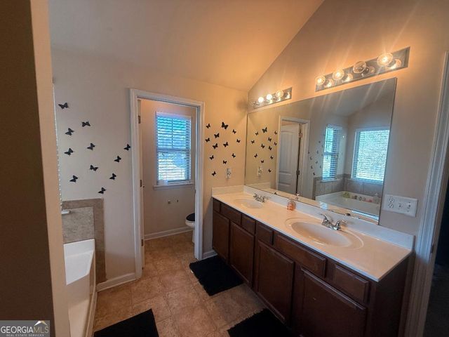 2193 Capella Circle SW, Atlanta, GA 30331