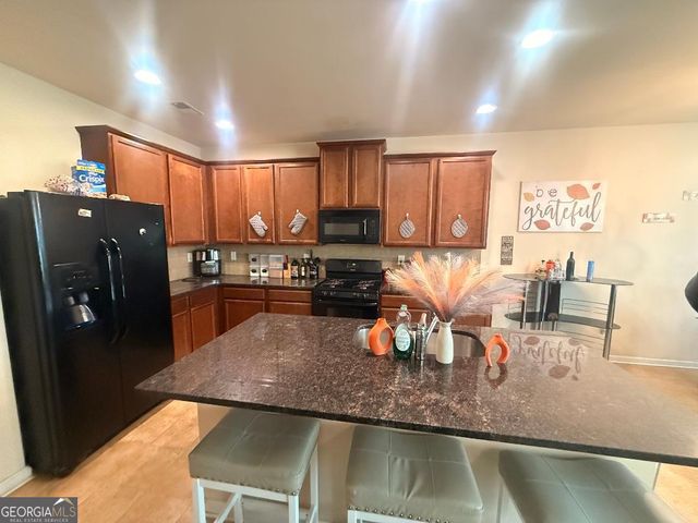 2193 Capella Circle SW, Atlanta, GA 30331