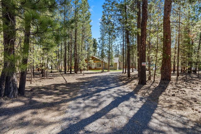 148957 Mabel Drive, La Pine, OR 97739