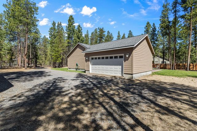 148957 Mabel Drive, La Pine, OR 97739