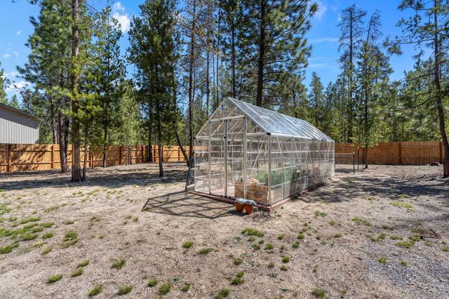 148957 Mabel Drive, La Pine, OR 97739