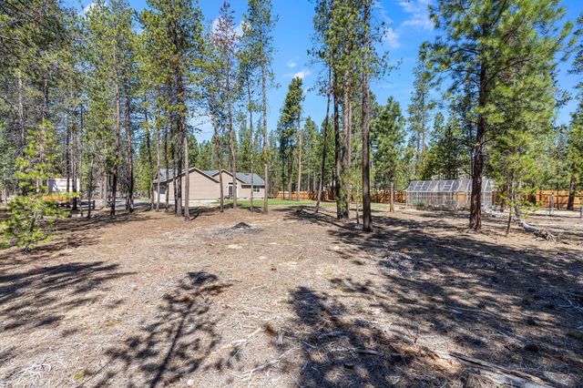 148957 Mabel Drive, La Pine, OR 97739