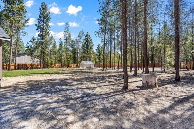 148957 Mabel Drive, La Pine, OR 97739