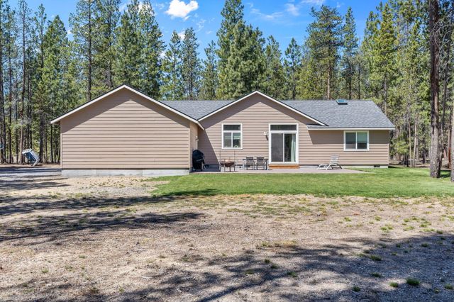148957 Mabel Drive, La Pine, OR 97739