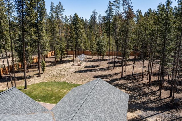 148957 Mabel Drive, La Pine, OR 97739