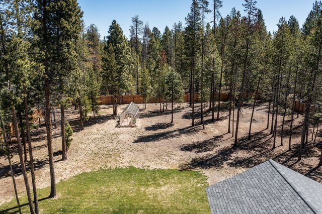 148957 Mabel Drive, La Pine, OR 97739