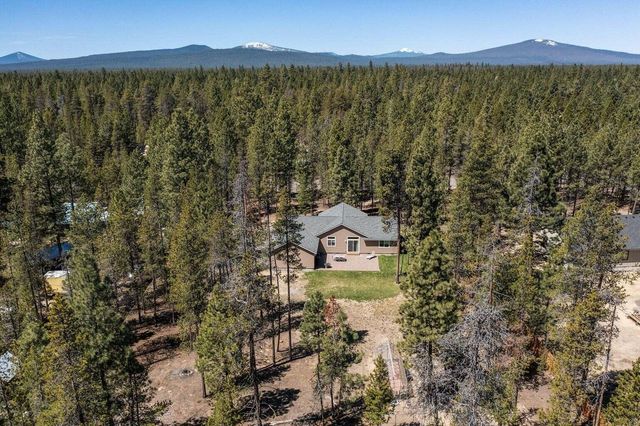 148957 Mabel Drive, La Pine, OR 97739