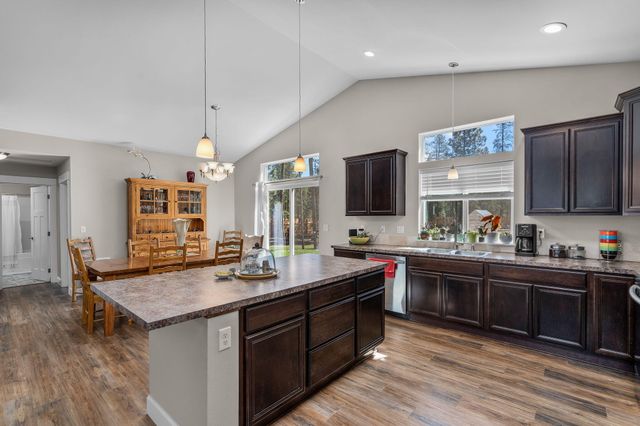 148957 Mabel Drive, La Pine, OR 97739