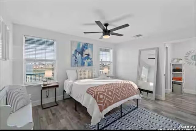 1065 N Ocean Dr, Port Lavaca, TX 77979