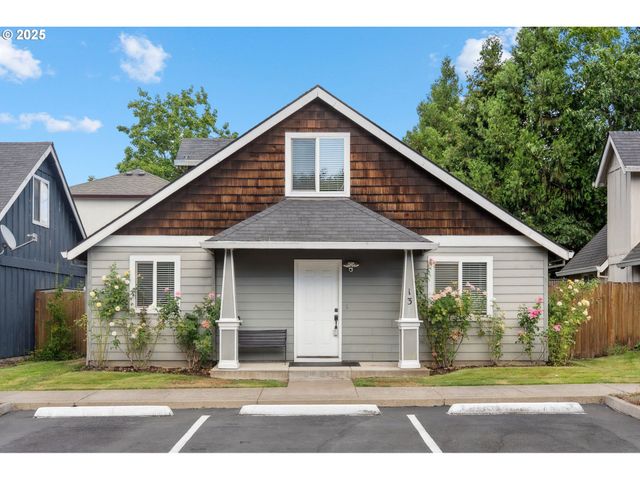 601 W 1ST St, Newberg, OR 97132