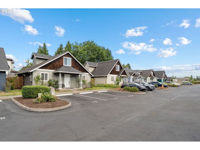 601 W 1ST St, Newberg, OR 97132