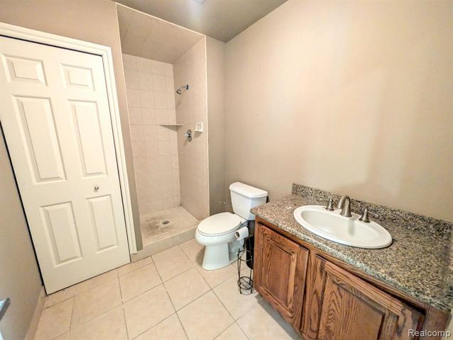 16012 Moross Road, Detroit, MI 48205