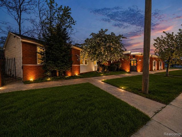 16012 Moross Road, Detroit, MI 48205