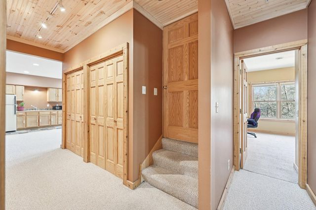 17489 Pleasant Valley Road, Shafer, MN 55074