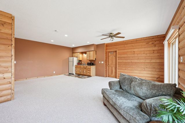 17489 Pleasant Valley Road, Shafer, MN 55074
