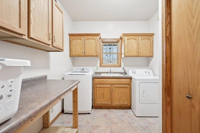 17489 Pleasant Valley Road, Shafer, MN 55074