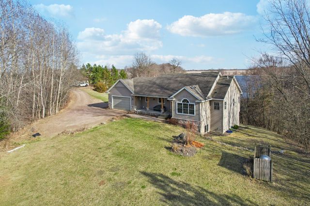 17489 Pleasant Valley Road, Shafer, MN 55074