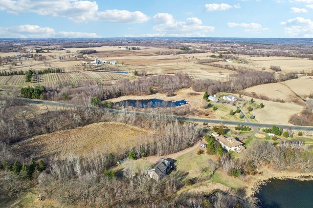 17489 Pleasant Valley Road, Shafer, MN 55074
