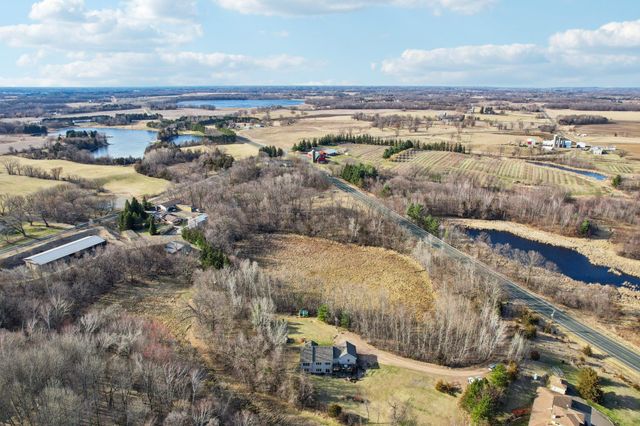 17489 Pleasant Valley Road, Shafer, MN 55074