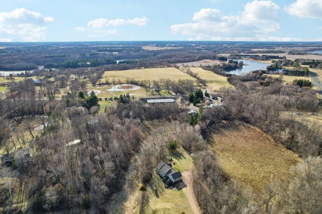 17489 Pleasant Valley Road, Shafer, MN 55074
