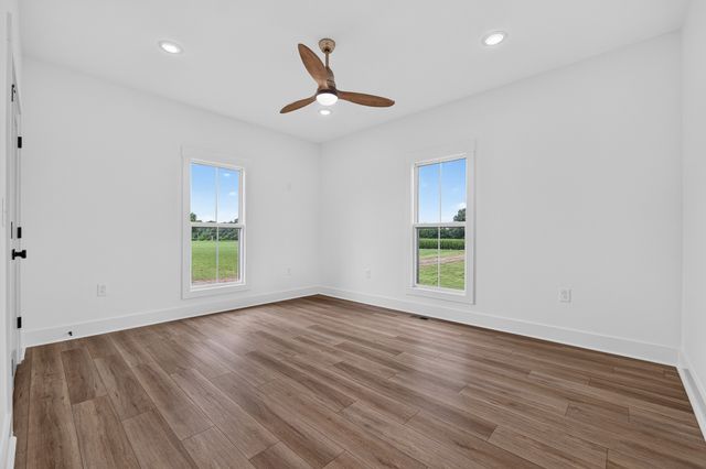 199 Bellview Rd, Taft, TN 38488