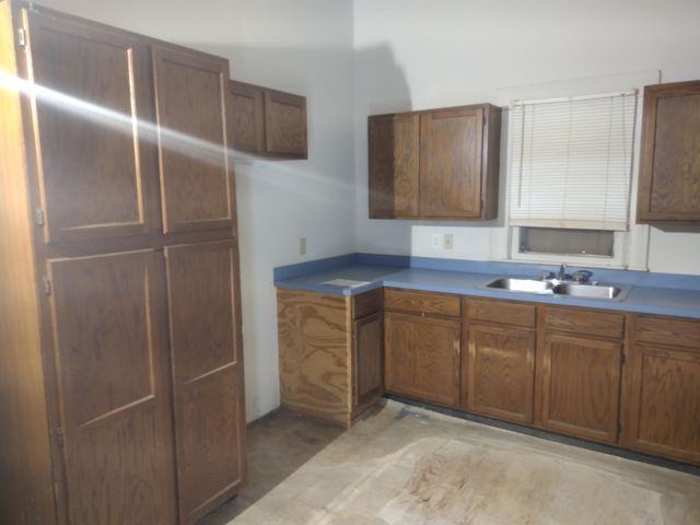 1413 S Ellis, Wichita, KS 67211