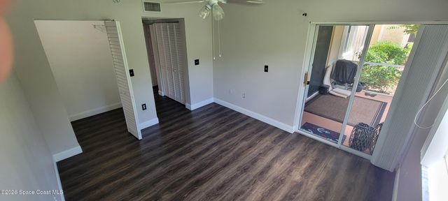 1590 S 42nd Circle 101, Vero Beach, FL 32967