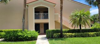 1590 S 42nd Circle 101, Vero Beach, FL 32967