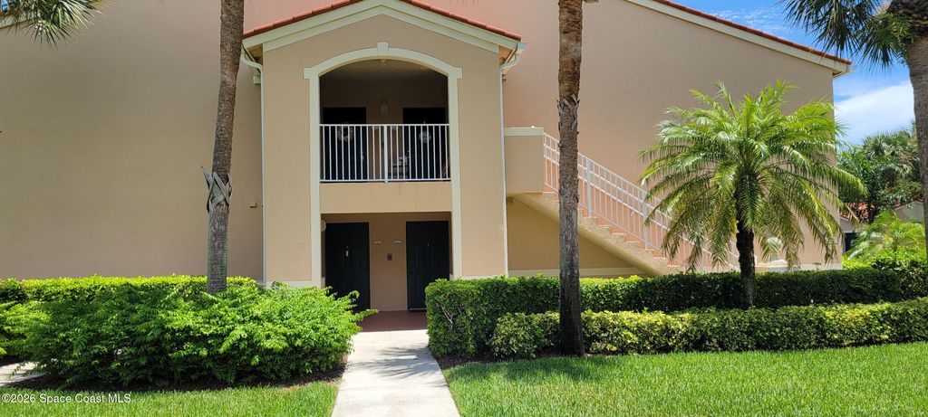 1590 S 42nd Circle 101, Vero Beach, FL 32967