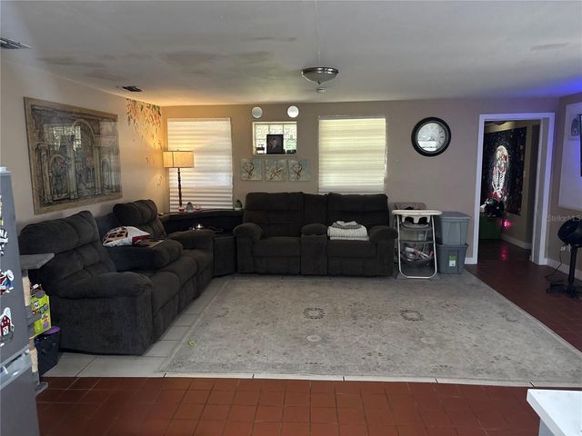 6115 CLIFF AVENUE, Gibsonton, FL 33534
