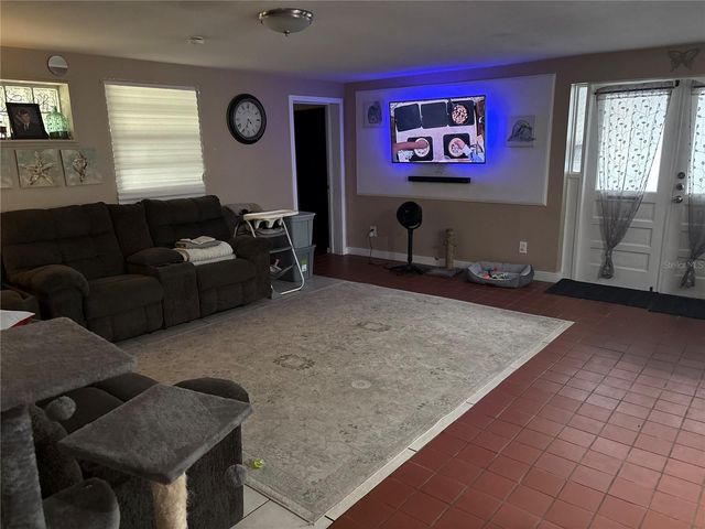 6115 CLIFF AVENUE, Gibsonton, FL 33534