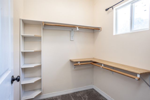 610 S Lee Street, Valley View, TX 76272
