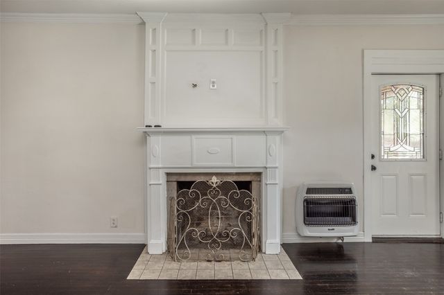 610 S Lee Street, Valley View, TX 76272