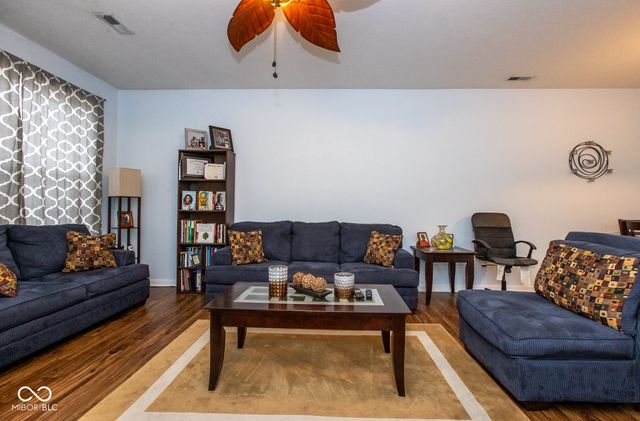 2251 Colfax Lane, Indianapolis, IN 46260