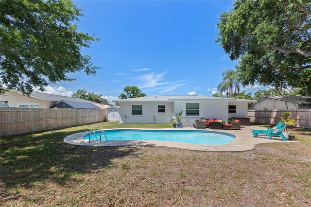 1715 THOMAS DRIVE, Clearwater, FL 33759