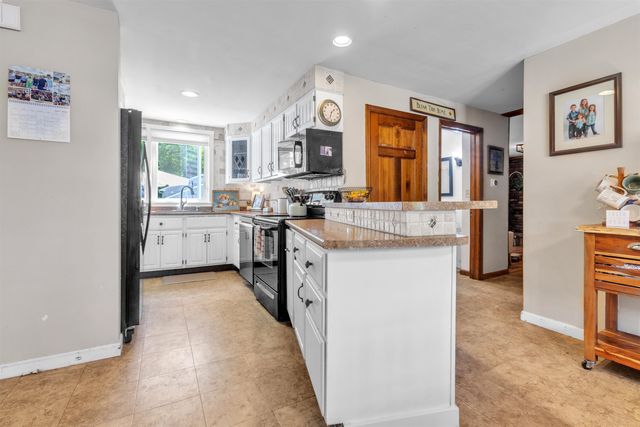 47 Holt Avenue, Manchester, NH 03109