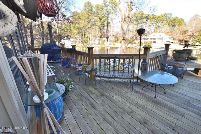 11 Canvasback Point, Rocky Mount, NC 27804