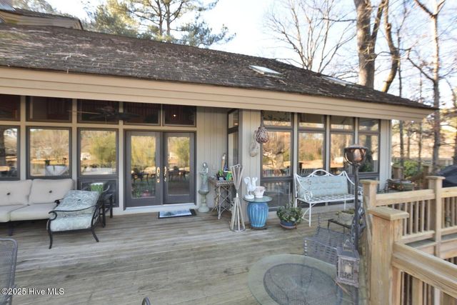 11 Canvasback Point, Rocky Mount, NC 27804