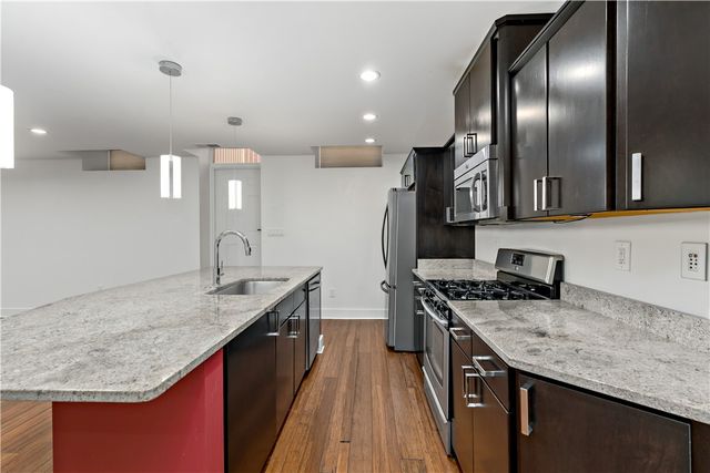 1822 HARCUM WAY 1, South Side, PA 15203