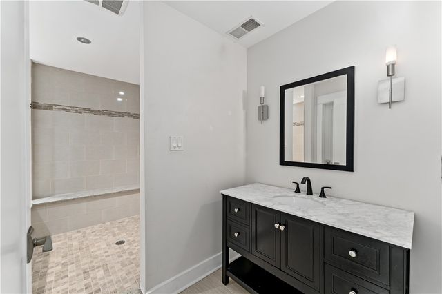 1822 HARCUM WAY 1, South Side, PA 15203