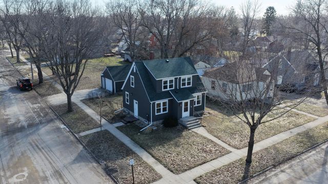 601 7th Street SW, Willmar, MN 56201
