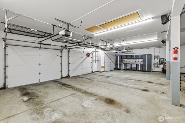 27174 27th Street, Sammamish, WA 98075